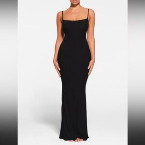 Chic Black Maxi Dress